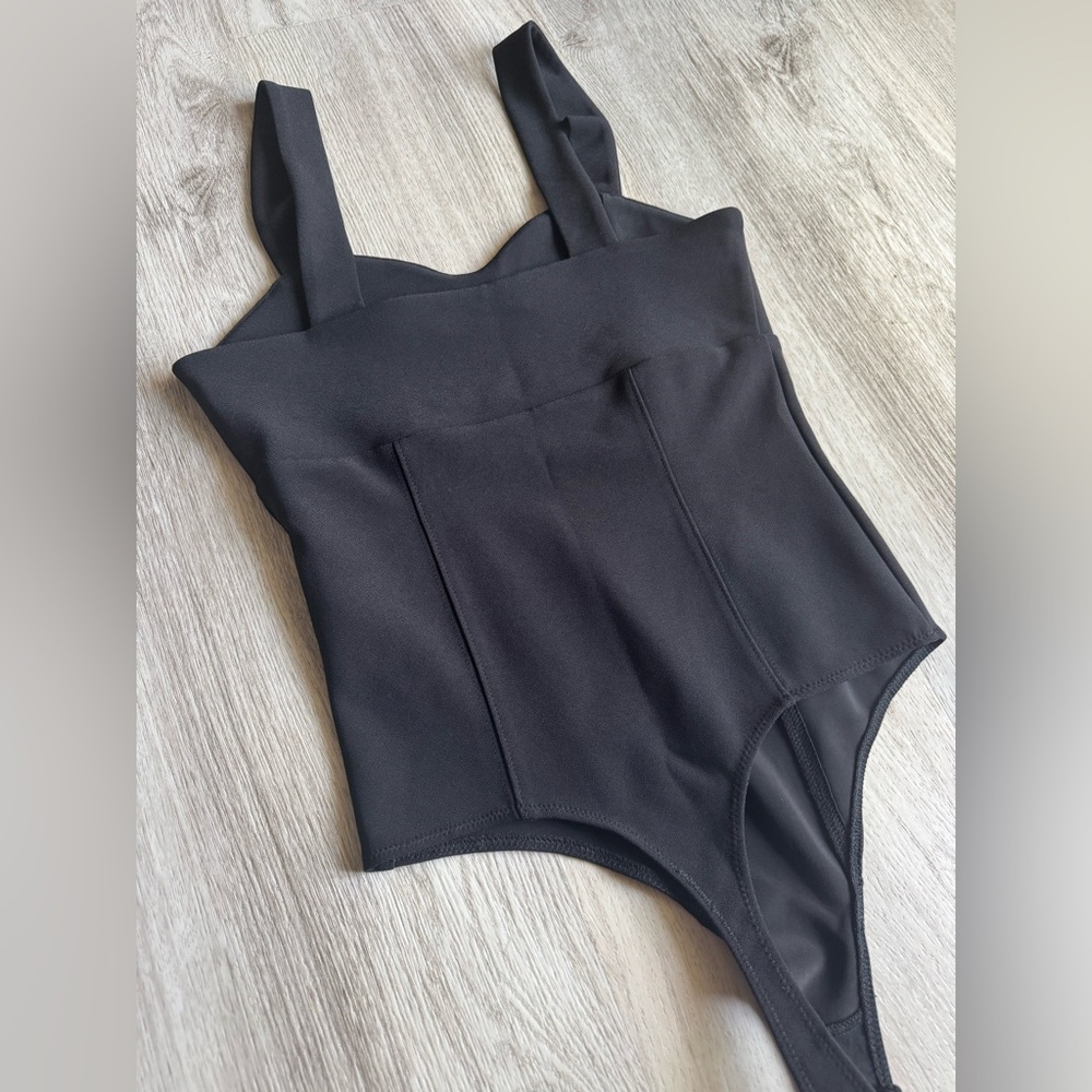 Abercrombie & Fitch Black Crepe Sweetheart Tank Top Bodysuit Stretchy Basic SM - Picture 9 of 11